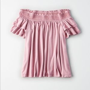AMERICAN EAGLE off the shoulder top